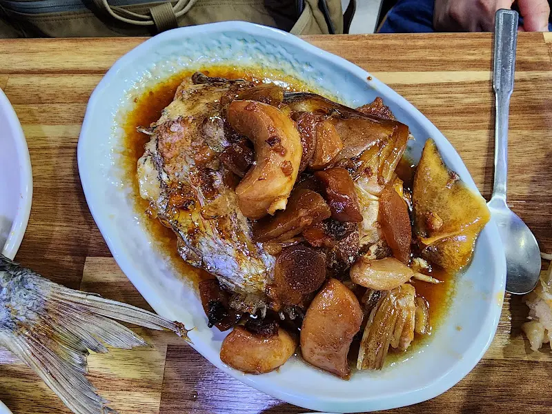 윤기가 좔좔 흐르는 생선조림