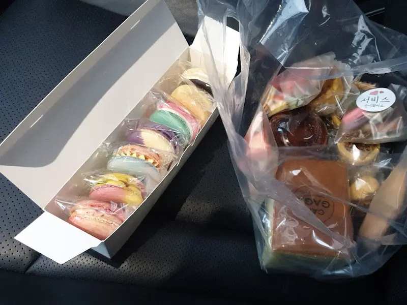 마카롱과 디저트 포장