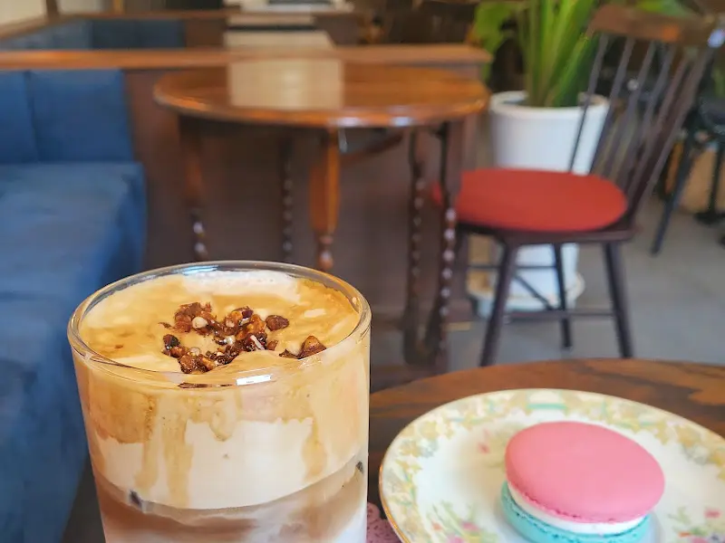 카페 내부 좌석