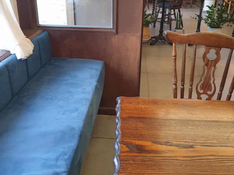 카페 내부 좌석