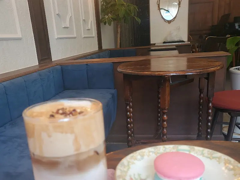 카페 내부 좌석