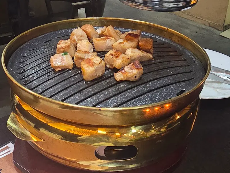 화로에 올려진 가브리살