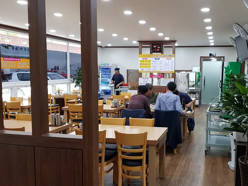 정가네명태 내부 인테리어