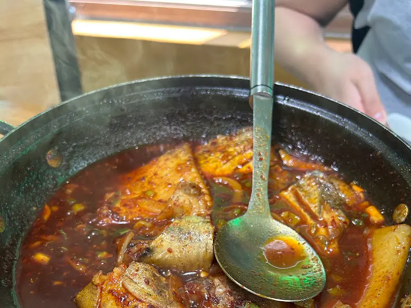 제비호식당 생선모듬조림