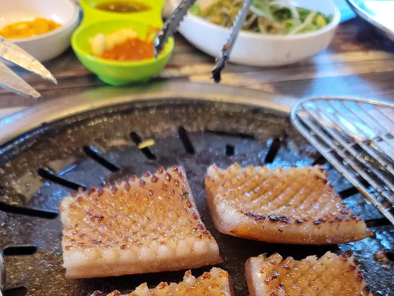 돼지 껍데기 구이