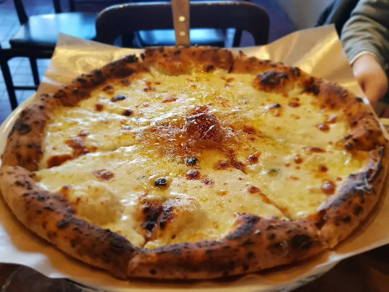 써니사이드 피자