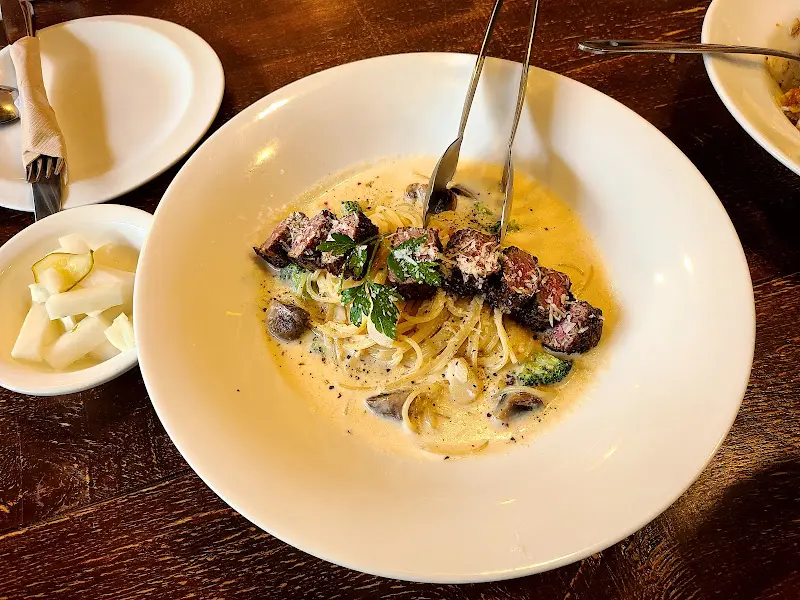 다이닝 룸 고르곤졸라 스테이크 파스타