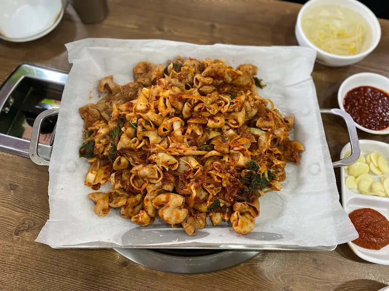 곱창 한 상 차림