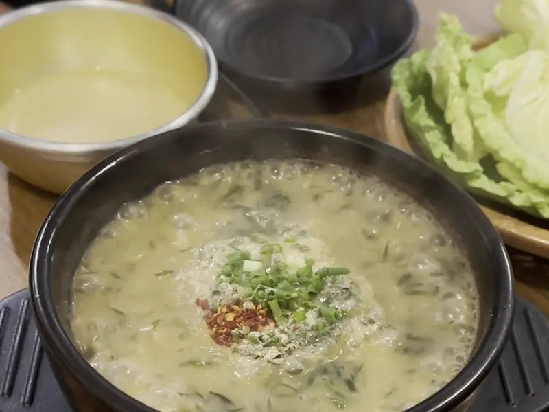 탐라식당 몸국 클로즈업