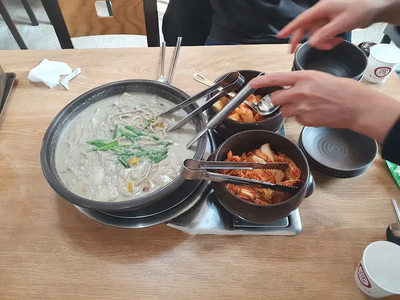 들깨칼국수
