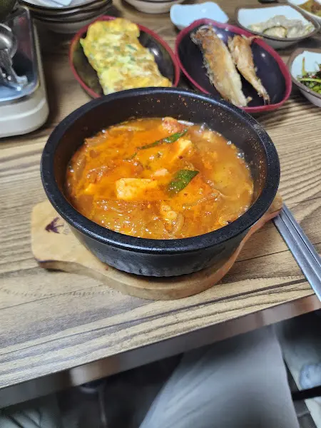후포한식당 김치찌개