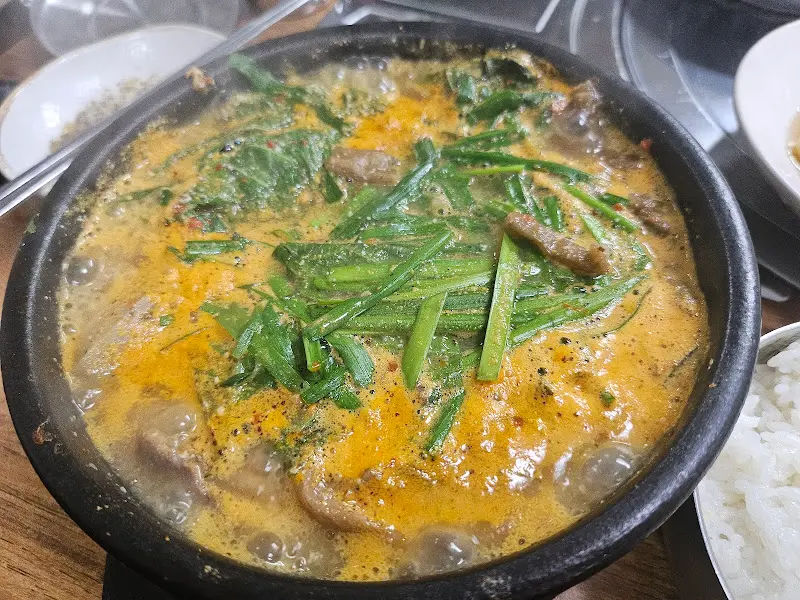 흑염소탕 비주얼