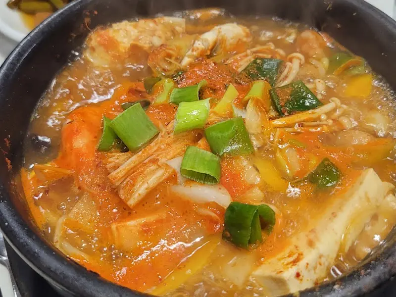 해물뚝배기 클로즈업