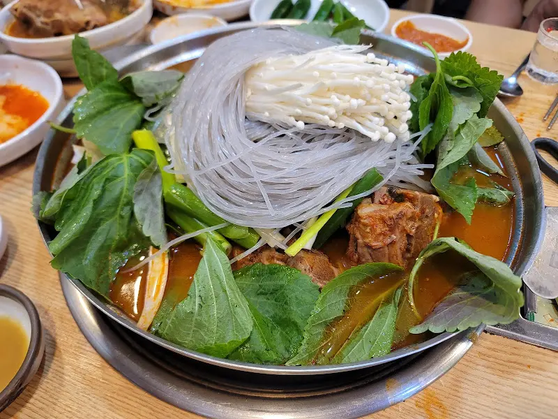 맛나감자탕 비주얼