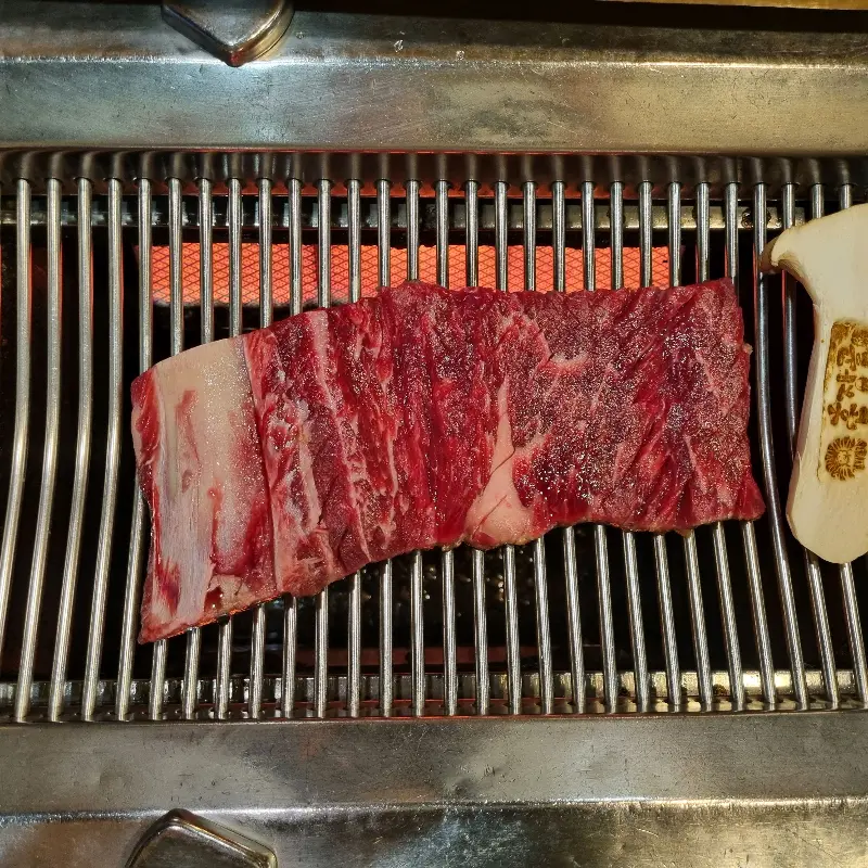 숯불에 구워지는 돼지갈비