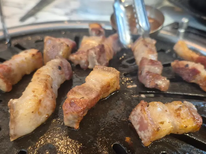 잘 익은 삼겹살