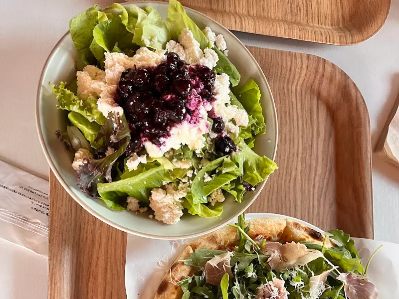 비스트로 씨에르보 샐러드