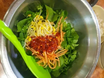 오늘도 혼밥 성공! 팔공산 숨은 맛집, 산밑할매네 보리밥의 향수에 빠지다