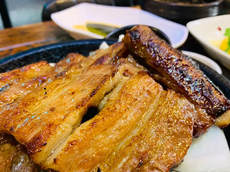 석갈비의 클로즈업 샷