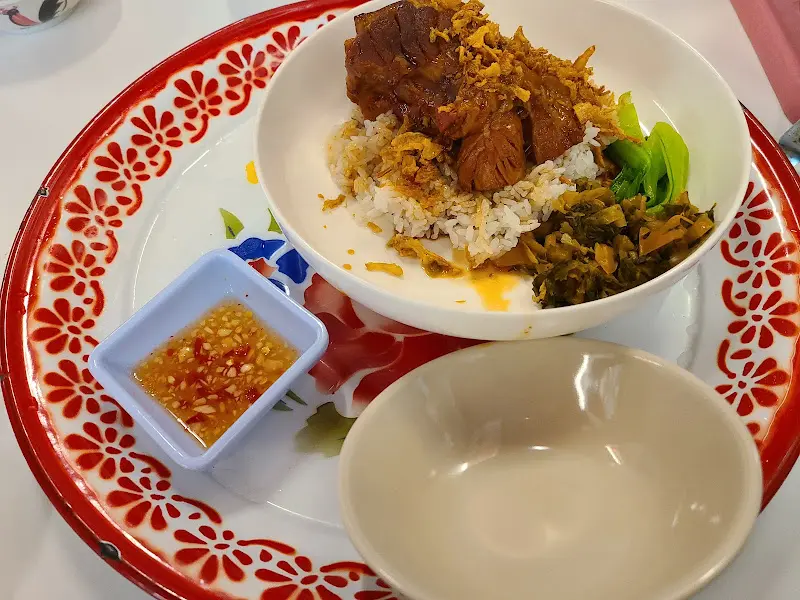 족발덮밥 클로즈업 사진