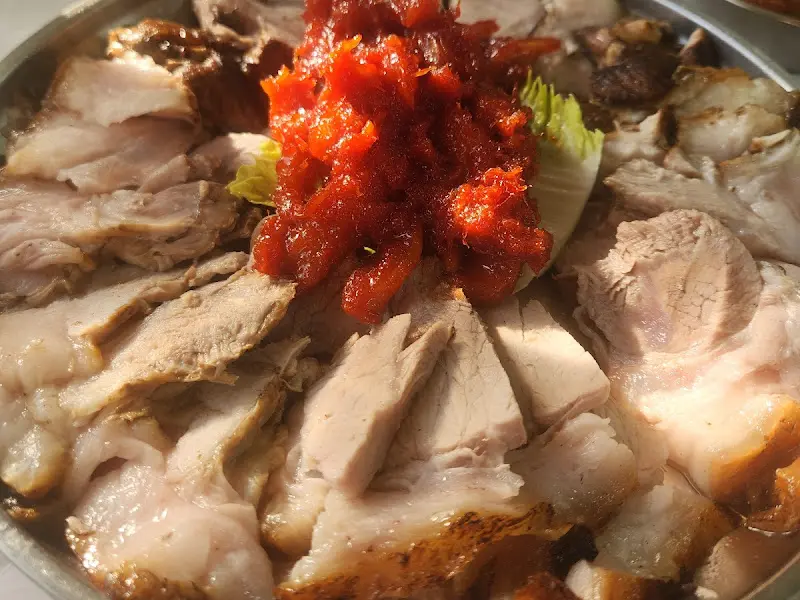 수육 한 상 차림