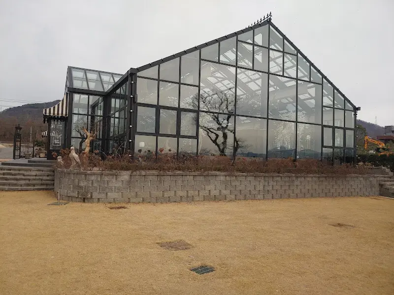 유리 온실의 모습