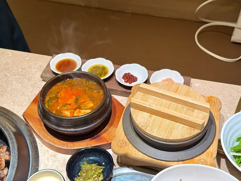 솥밥과 된장찌개
