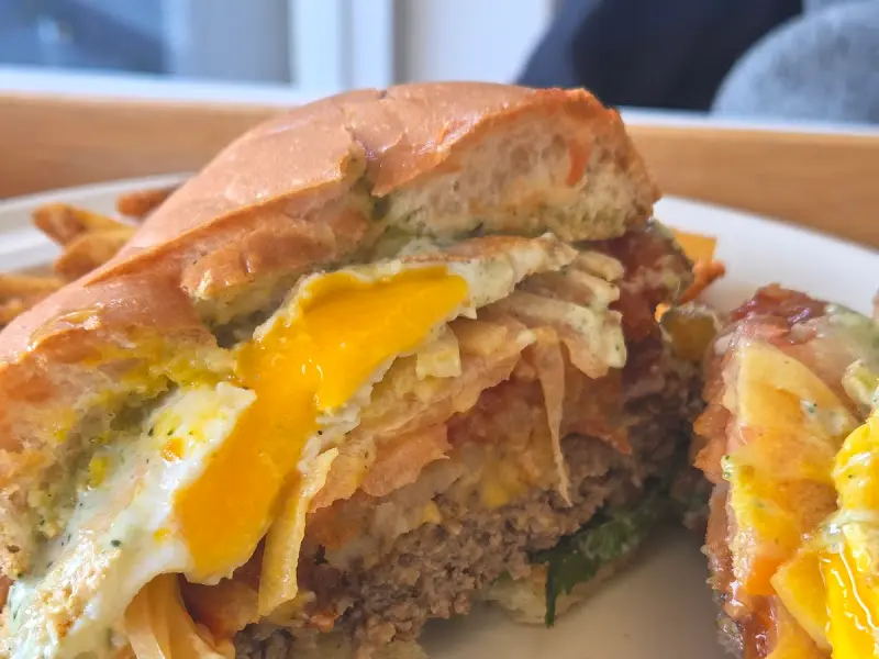 마운틴 버거 단면