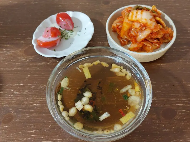 정갈한 곁들임 찬