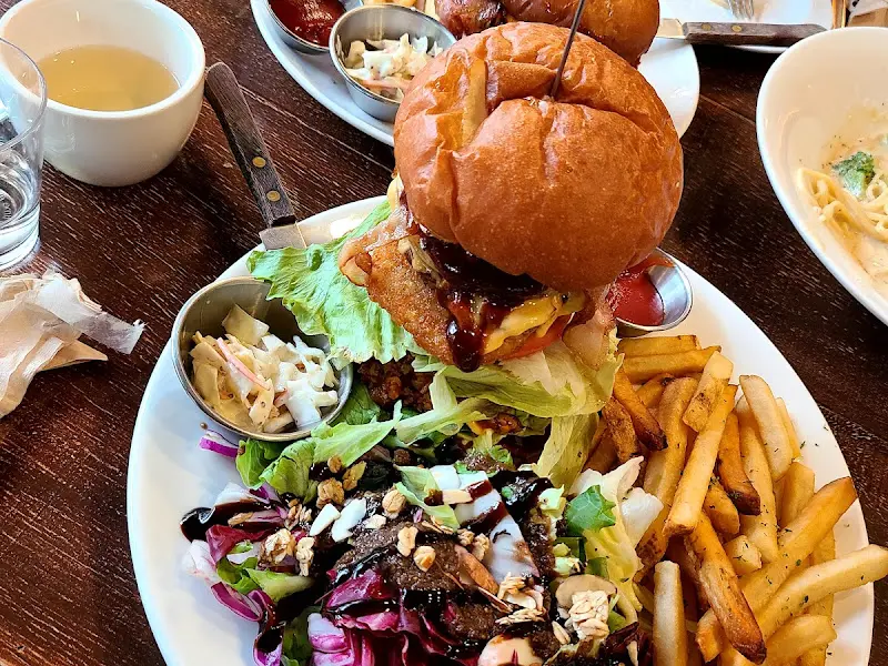 다이닝 룸 햄버거