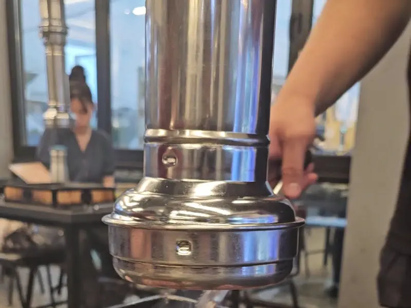 테이블 위 환풍기