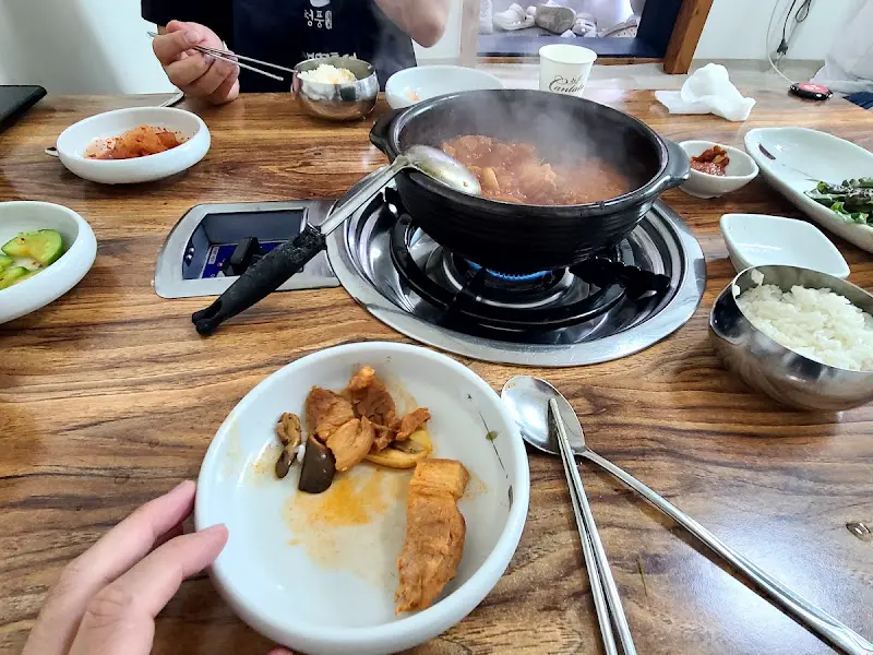 짜글이 한 상 차림