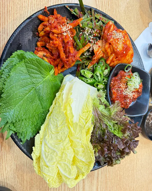 신선한 쌈 채소