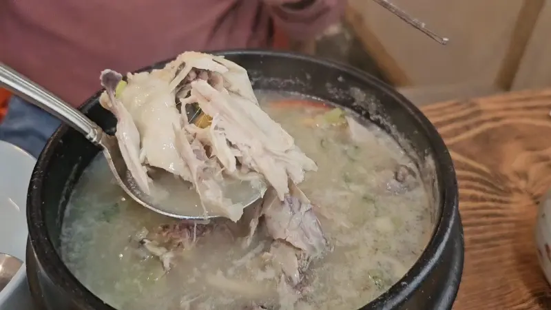 살이 부드러운 닭고기