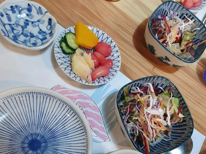 다양한 곁들임 반찬들