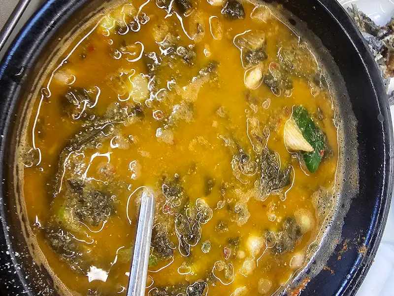 보글보글 끓는 추어탕