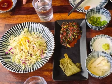 늦은 밤, 숙소 근처에서 찾은 뜻밖의 양고기 성지! 속초 혼밥 맛집 탐험기