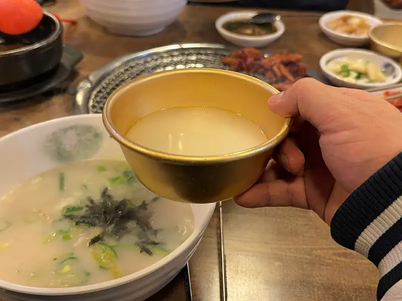 시원한 막걸리 한 잔