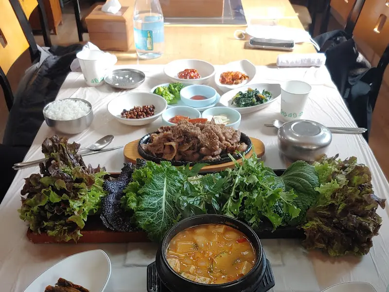 푸짐한 한 상 차림