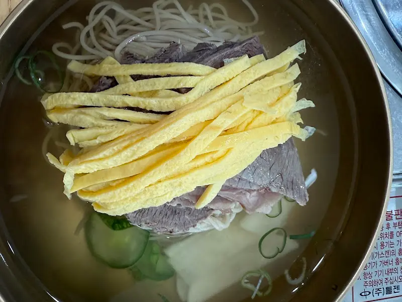 평양냉면 근접샷
