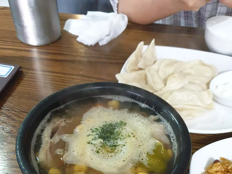 디알리나의 뜨끈한 탕 요리