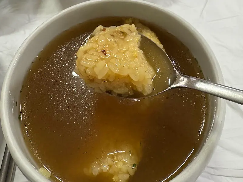 옻 국물에 말아먹는 찹쌀밥