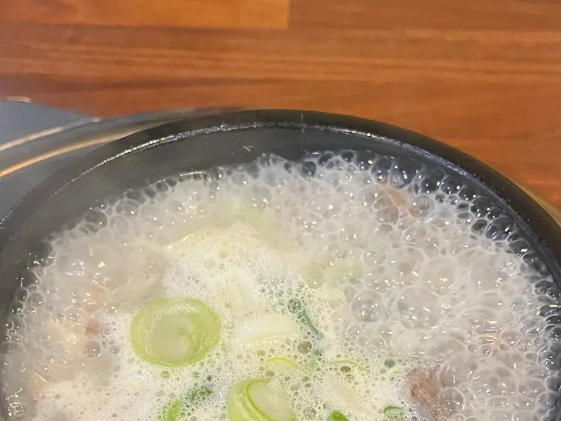 황해식당 순대국밥 국물