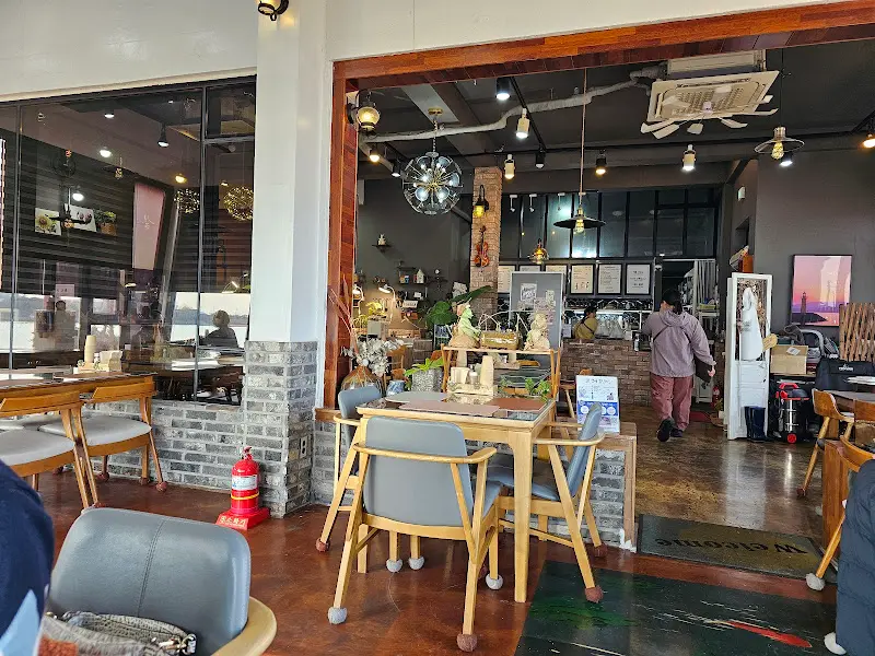 헤밍웨이 내부 인테리어