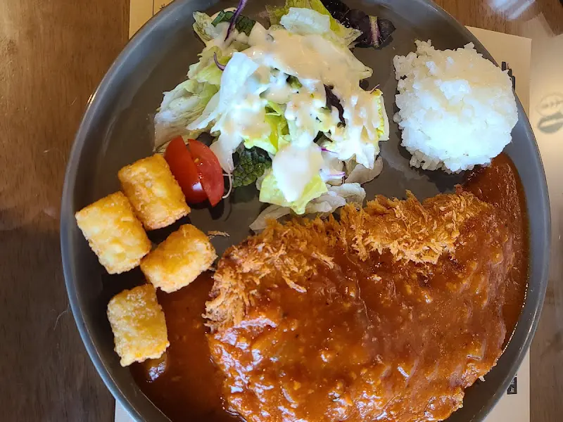 고솜돈가스 전체샷