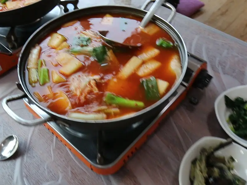 보글보글 끓는 아나고탕