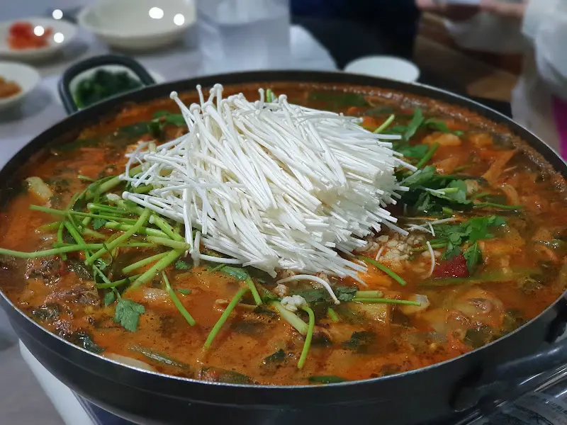 매운탕 한상차림
