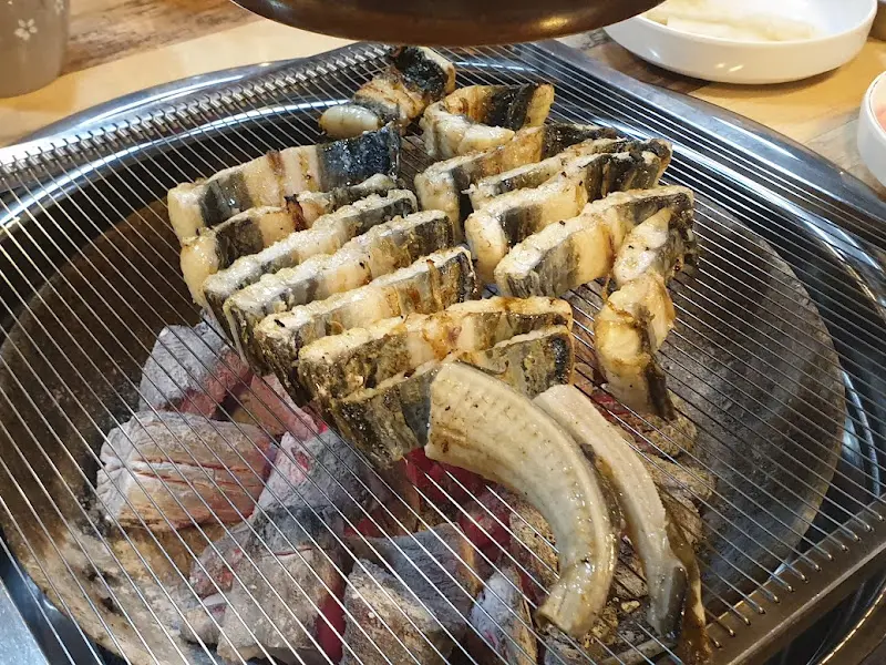 숯불 위 장어