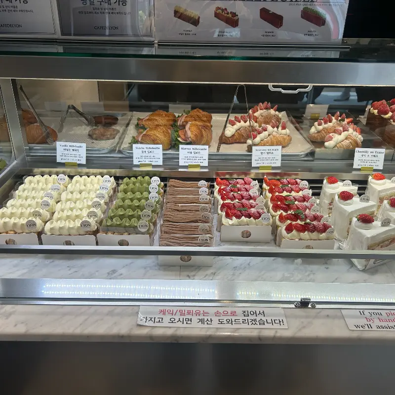 디저트 쇼케이스