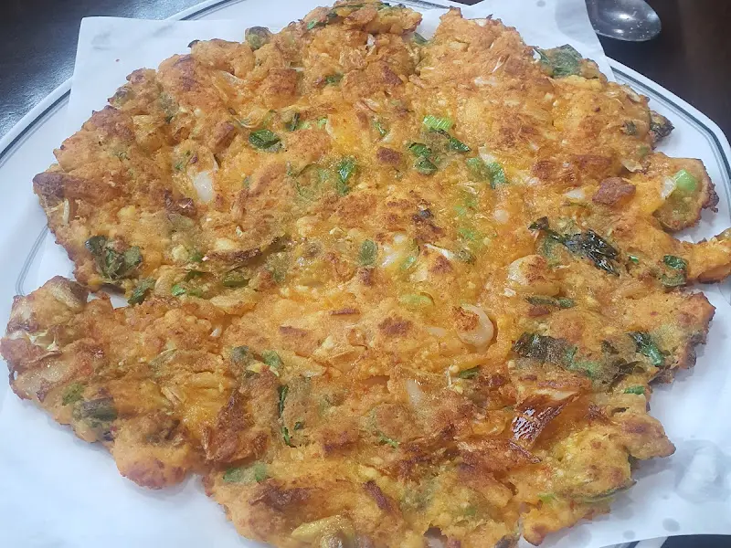 겉바속촉 김치전